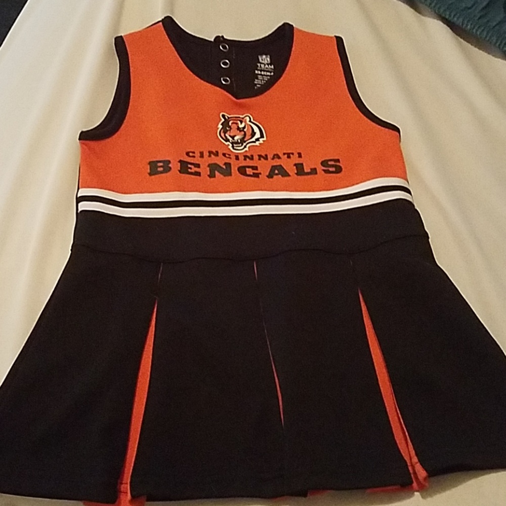 Bengals Cheerleader uniform